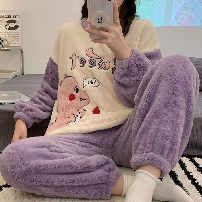 Pin en Pajamas women